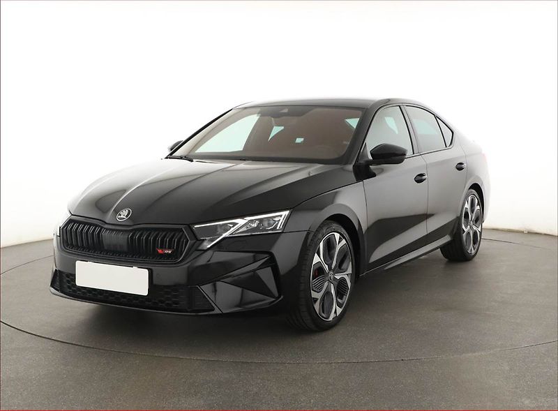 Škoda Octavia (2025) RS 2.0 TSI, RS, KEYLESS - fotka 2 z 20