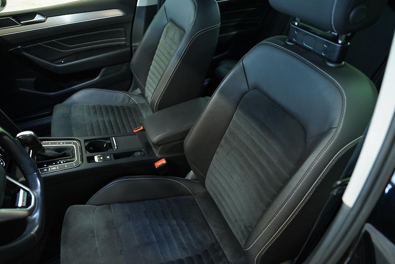 Volkswagen Passat - fotka 11 z 25