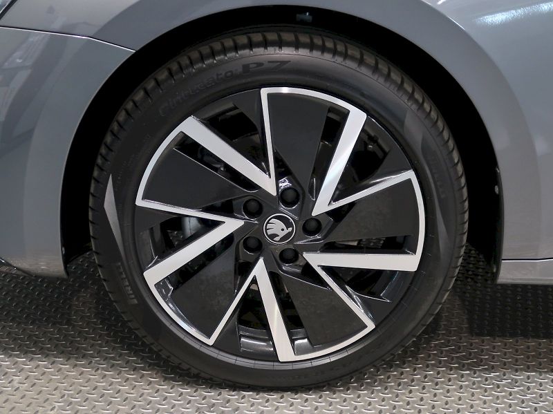 Škoda Octavia (2025) SPORTLINE 2.0TDI 110KW DSG CAN - fotka 12 z 41