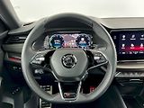 Škoda Octavia (2024) iV DSG 1.4TSI 180kW RS - náhled 9