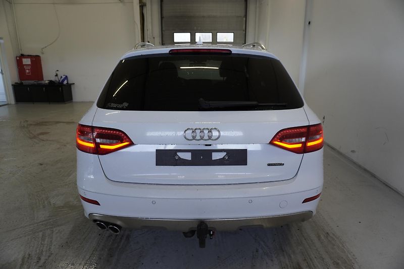 Audi A4 Allroad 2.0 TDi QUATTRO AUTOMAT - fotka 4 z 20
