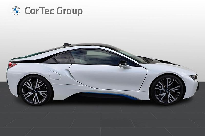 BMW i8 - fotka 6 z 15