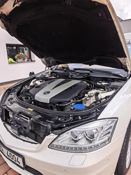 Mercedes-Benz Třídy S (2012) 4MATIC, BlueTEC, Long - fotka 12 z 35