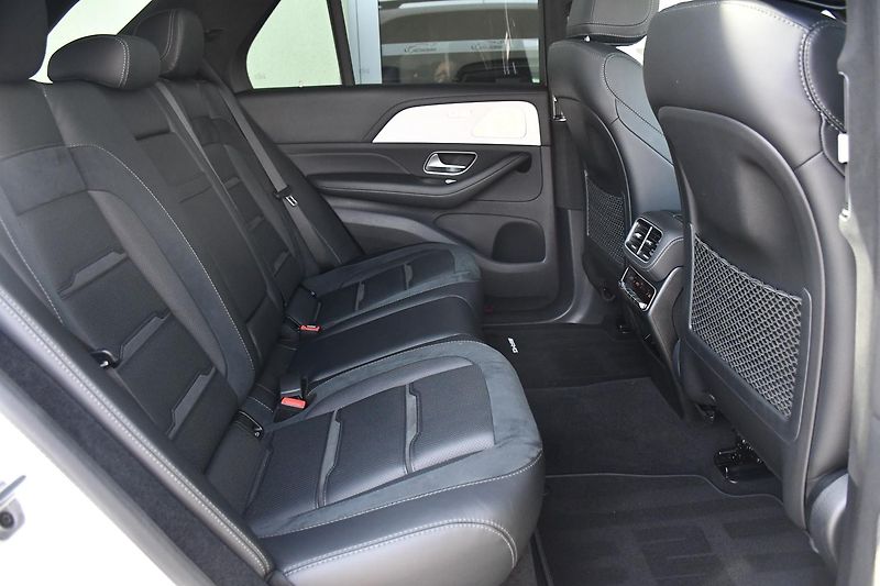 Mercedes-Benz GLE 63S 4MATIC K360°ACC VZDUCH - fotka 16 z 61