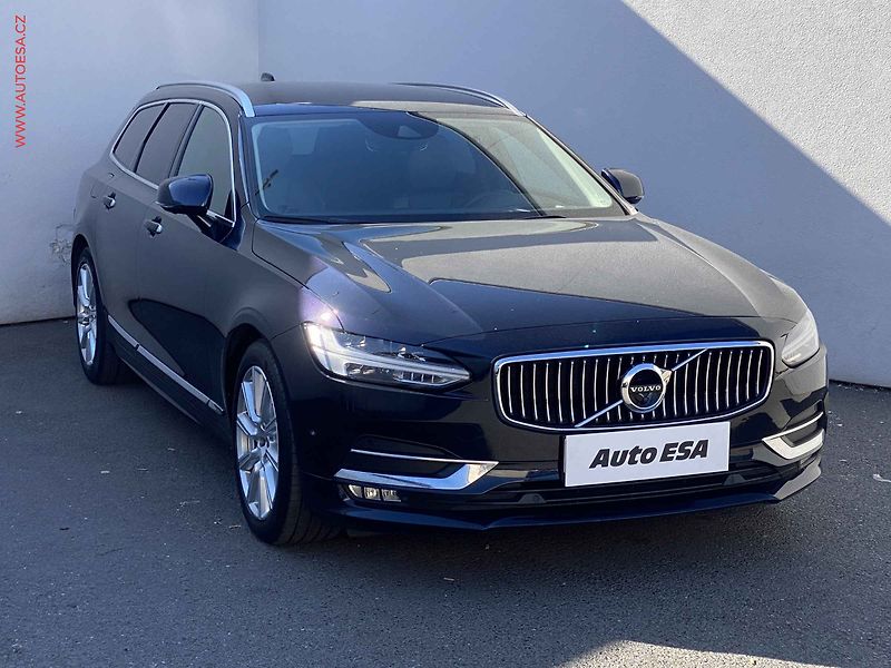 Volvo V90 (2018) 2.0D, AT, navi, LED - fotografie inzerátu