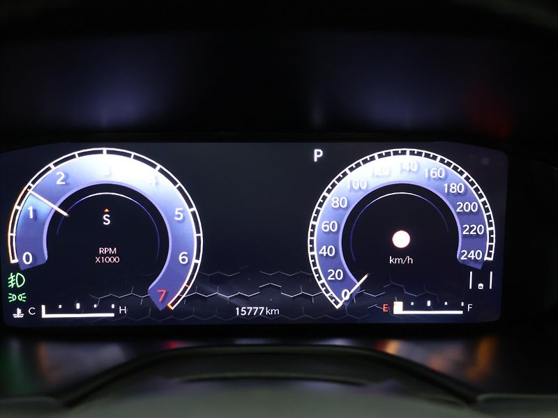 Jeep Compass 1,3 GSE 110kW 80th Anniversary - fotka 19 z 35