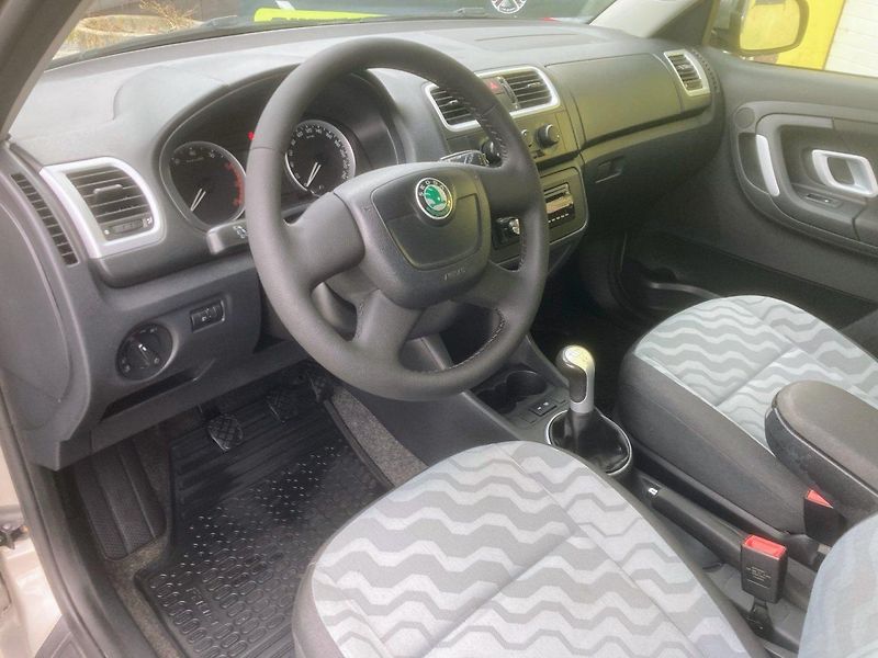 Škoda Fabia Kombi 1,2 HTP (51kW)*PŮVOD ČR* - fotka 11 z 17