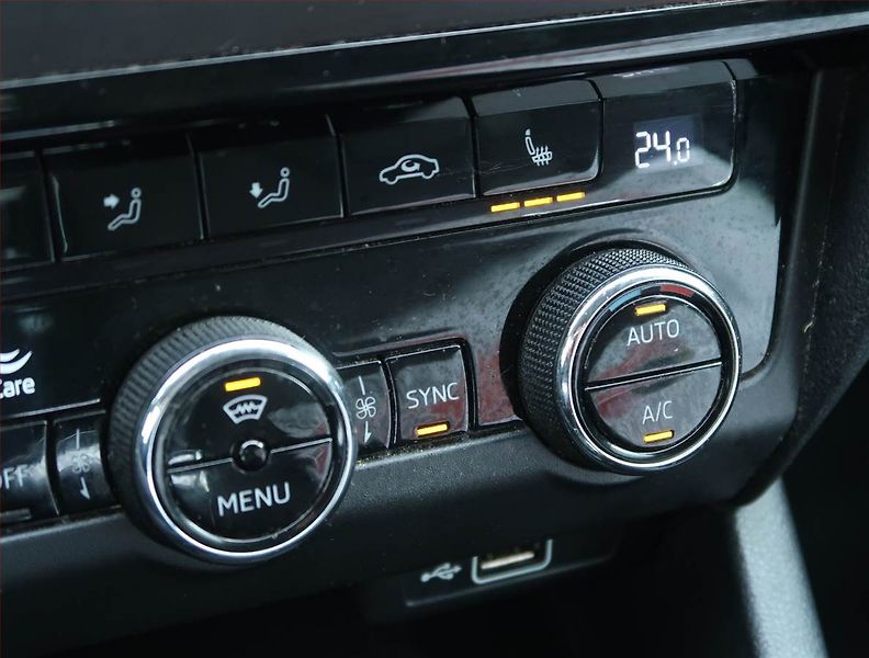Škoda Octavia (2019) Style 2.0 TDI, Automat - fotka 19 z 22