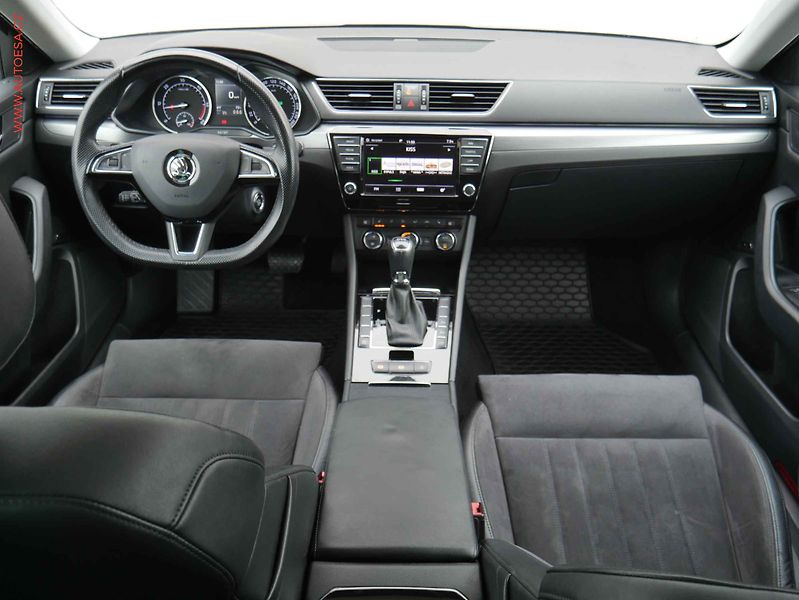Škoda Superb (2017) 1.6TDi, Style, DSG, bixen - fotka 9 z 21