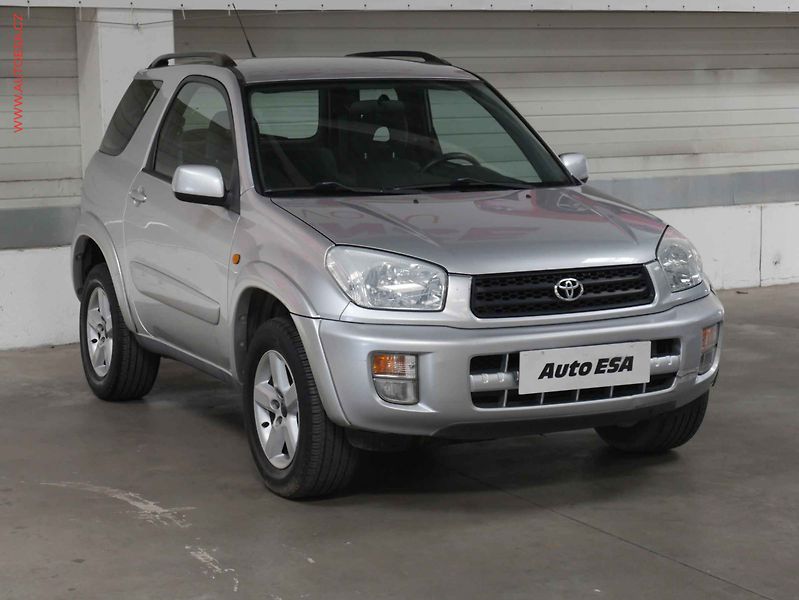 Toyota RAV4 (2001) 2.0VVT-i 4x4, AC - fotka 1 z 18