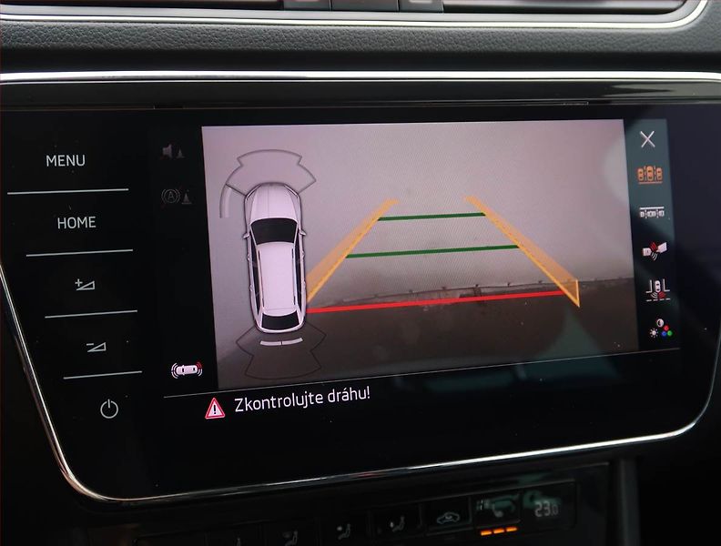 Škoda Superb (2019) Ambition Plus 2.0 TDI, Automat - fotka 21 z 25