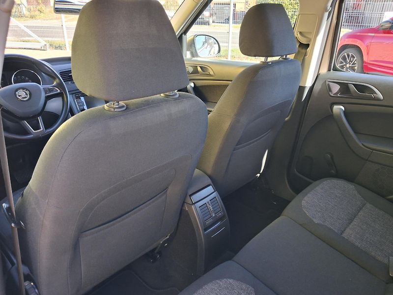 Škoda Yeti (2014) 1,2TSi DSG NAVI BEZ KOROZE! - fotka 13 z 38