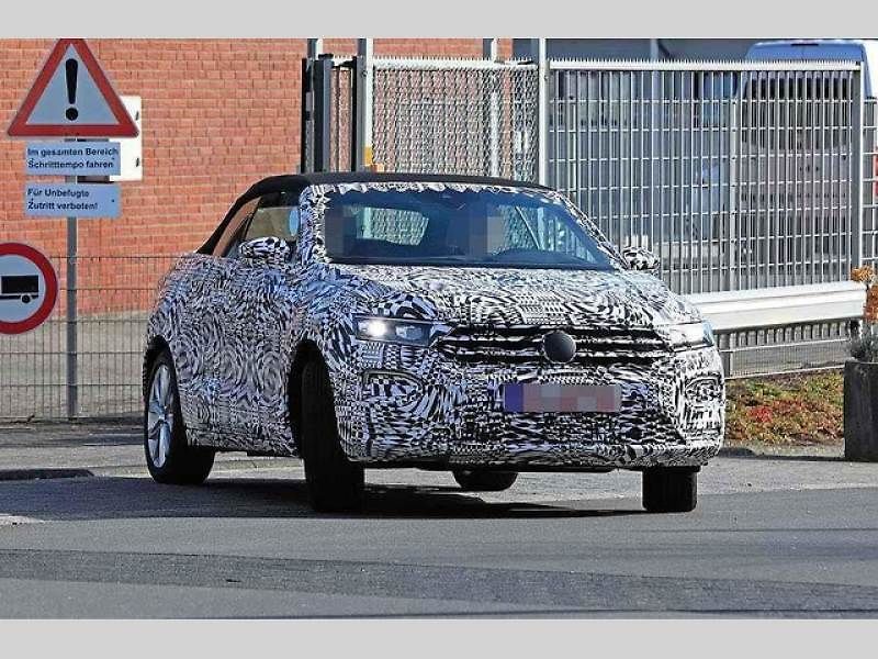 Špionážní snímky Volkswagen T-Roc Cabrio