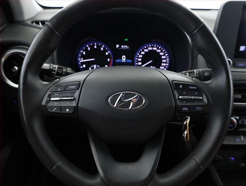 Hyundai Kona (2021) Business 1.6 T-GDI - fotka 8 z 18