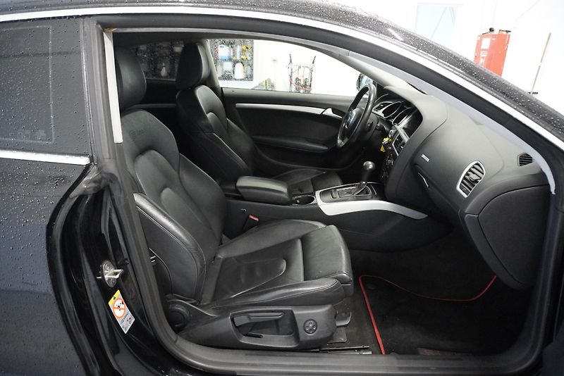 Audi A5 2.0 TFSi 132 kW AUTOMAT KUPÉ  - fotka 20 z 22