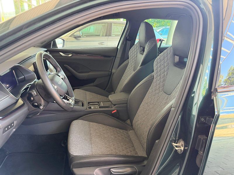Škoda Octavia (2025) Sportline 1.5 TSI / 110 kW M6 - fotka 6 z 29
