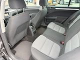 Škoda Superb 2.0 TDi 103kw  - náhled 26
