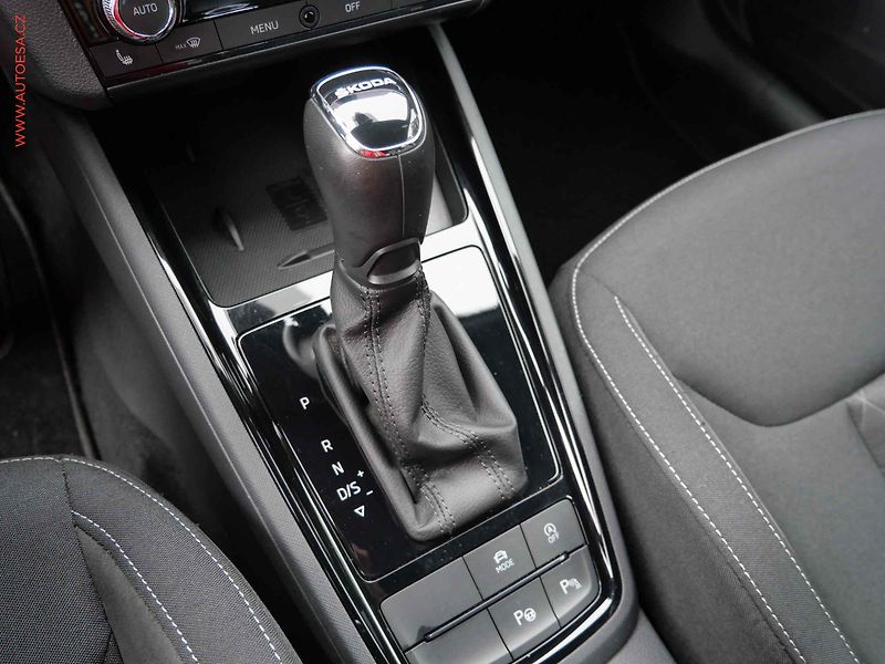 Škoda Scala (2019) 1.5 TSi, ČR, DSG, LED - fotka 16 z 27