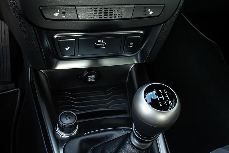 SsangYong Tivoli (2026) 1,5 GDI MT 2WD STYLE - fotka 16 z 16