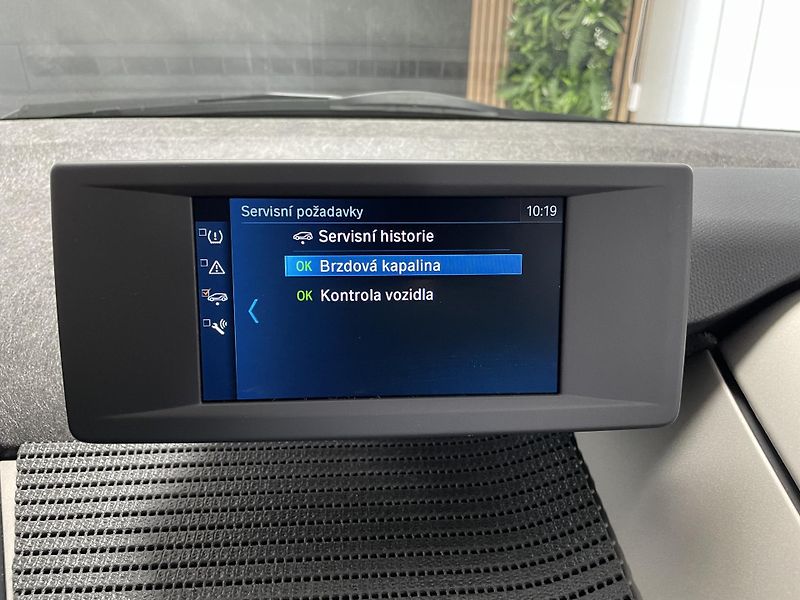 BMW i3 120Ah NAVI LED  SOH 98%  - fotka 23 z 26