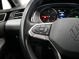 Volkswagen Passat - náhled 14
