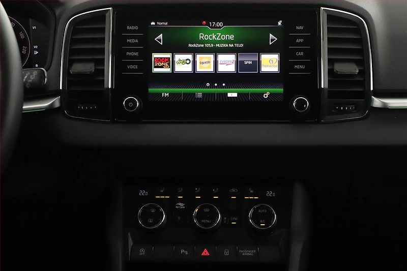 Škoda Karoq (2019) 1.5 TSI - fotka 15 z 20