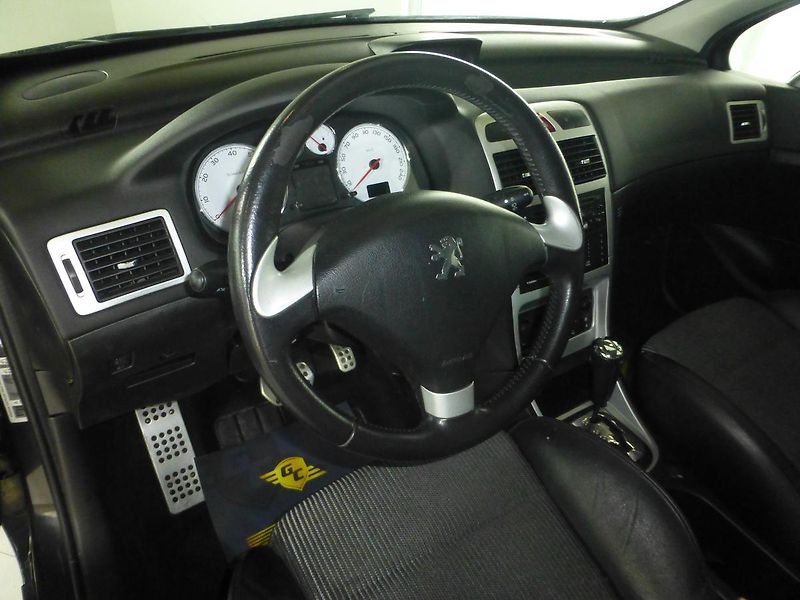 Peugeot 307 (2006) 2.,0i*PANORAMA*AUTOMAT* - fotka 11 z 26