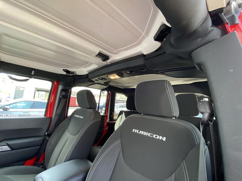 Jeep Wrangler Rubicon 2.8 CRDI 147 kW - fotka 21 z 25