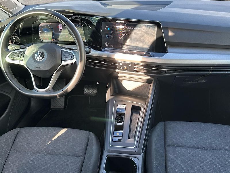 Volkswagen Golf Wa 2.0 Life DT085 2,0 TDI Life - fotka 5 z 21
