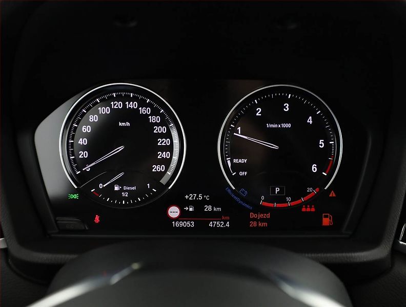 BMW X1 (2020) sDrive18d, Automat, ČR,1.maj - fotka 9 z 20