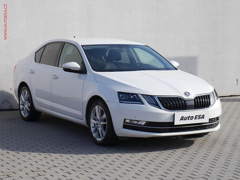 Škoda Octavia (2017) 1.6 TDi, ČR, Style, LED - fotografie inzerátu