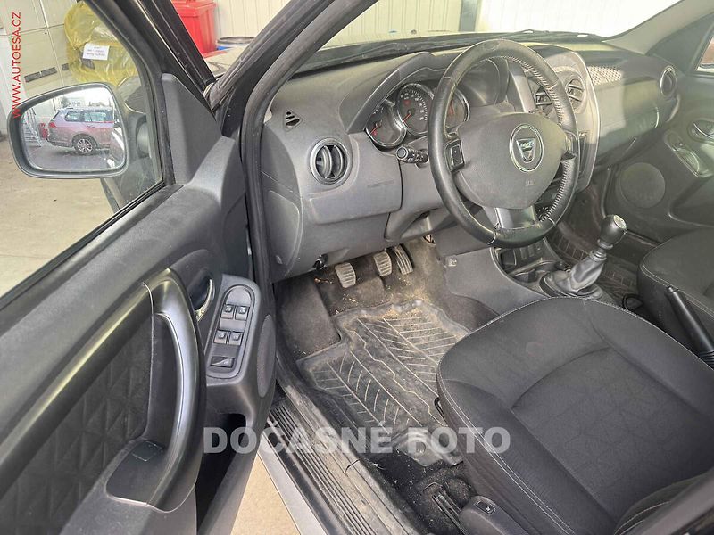 Dacia Duster (2014) 1.2 TCe, ČR, navi, AC - fotka 3 z 3