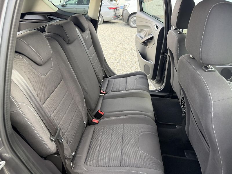 Ford Kuga 2.0TDCi 140PS 162TKM SERVIS!!! - fotka 123 z 162