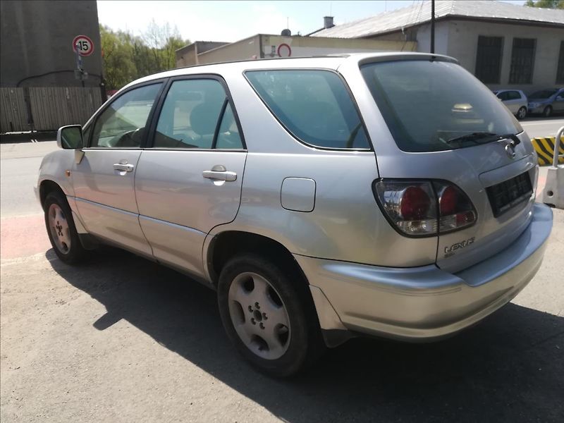 Lexus RX 300 3,0 EXECUTIVE - fotka 8 z 19