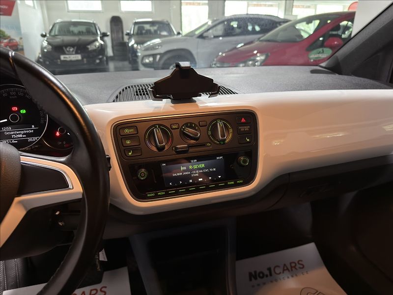 Škoda Citigo 1,0   MPI FUN AUTOMAT VÝHŘEV - fotka 13 z 32