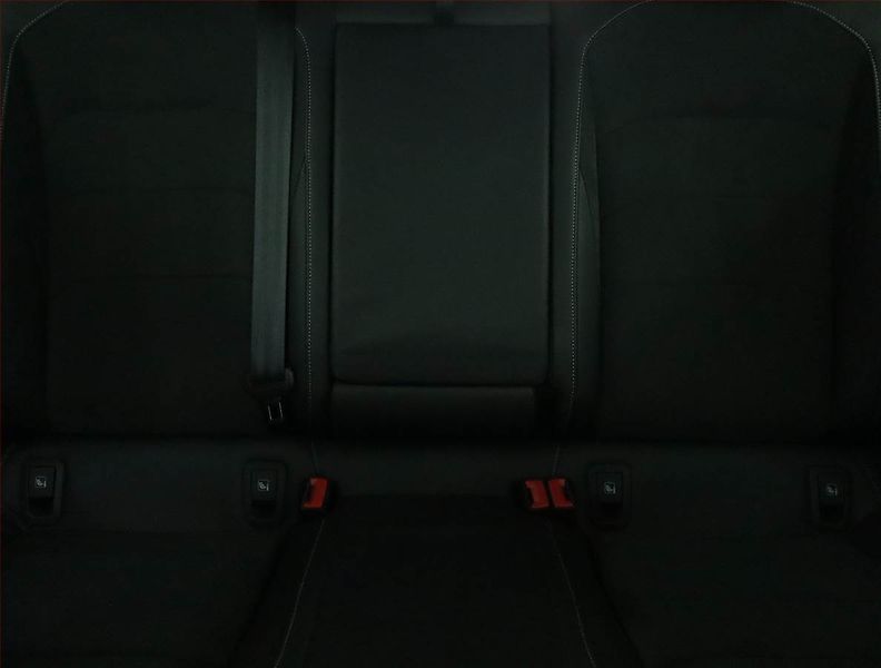 Volkswagen Arteon (2021) R-line 1.5 TSI - fotka 10 z 17