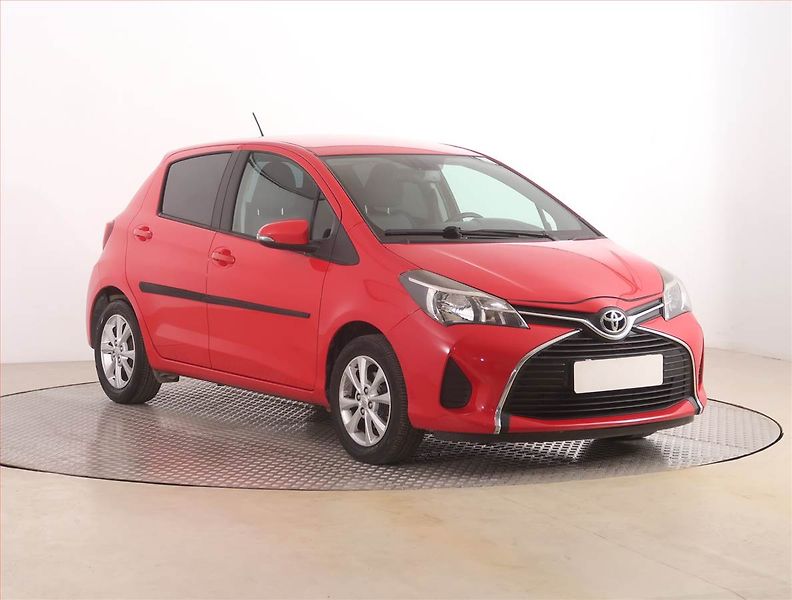 Toyota Yaris (2015) 1.33 Dual VVT-i, Serv.kniha - fotka 1 z 19