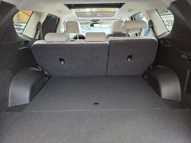 Hyundai Santa Fe 1.6-HYBRID-PREMIUM-PANORAMA - fotka 35 z 44