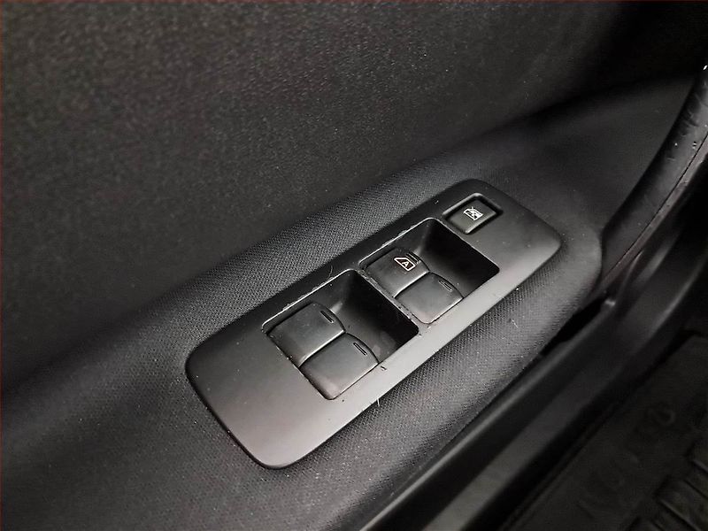 Nissan Qashqai (2013) 1.6, po STK, servisované - fotka 17 z 17