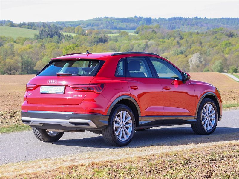 Audi Q3 2,0 TDI Advanced Virtual CZ DP - fotka 7 z 34