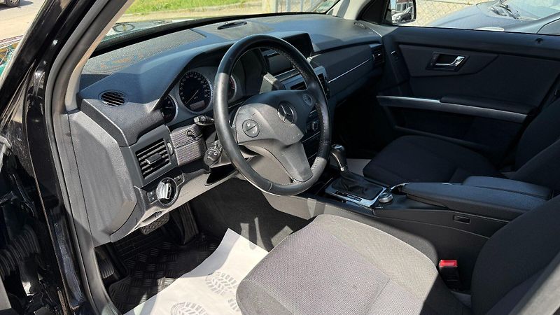 Mercedes-Benz GLK (2011) 250CDi 150kW*4Matic*Tažné* - fotka 9 z 23