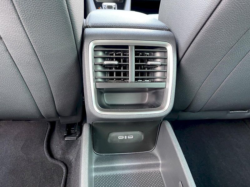 Škoda Octavia (2025) Top Selection 2.0 TDI 110 kW D - fotka 25 z 33