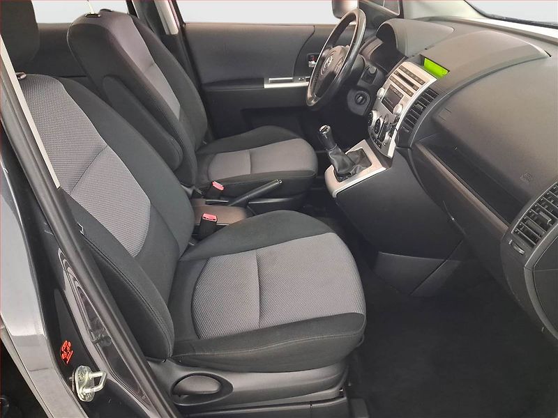 Mazda 5 (2006) 2.0 CD, 7 míst, udržované - fotka 9 z 18