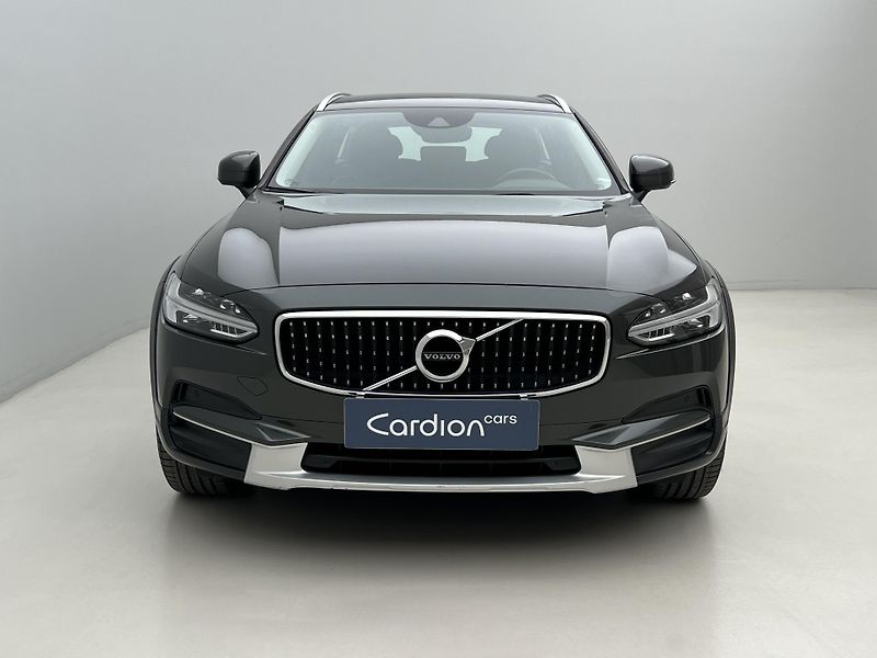 Volvo V90 CC D5 AWD AUT CZ - fotka 13 z 33