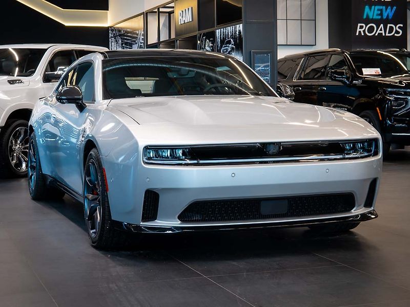 Dodge Charger (2024) 0.0 Daytona Scat Pack 670HP - fotka 8 z 40