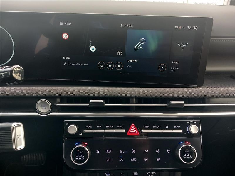 Hyundai Tucson 1,6 T-GDI PHEV AT 4WD PREMIUM - fotka 10 z 25