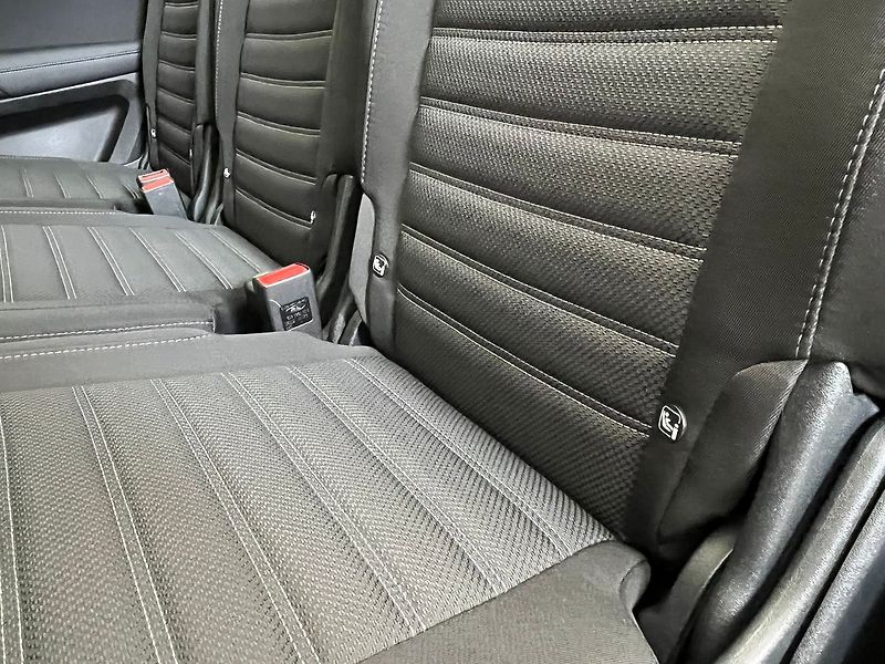 Ford Galaxy 2.5 HEV TITANIUM 7 míst - fotka 32 z 59