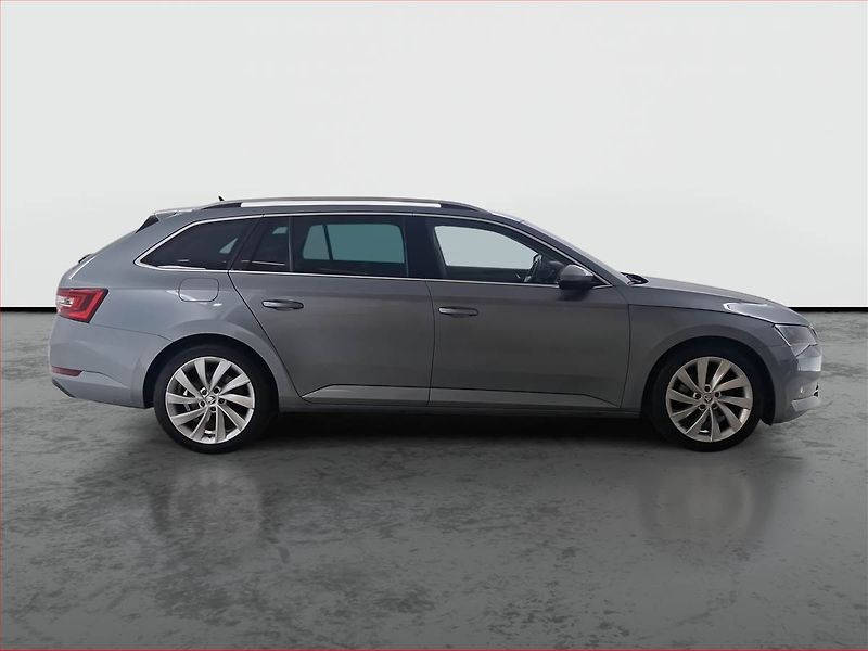 Škoda Superb (2018) Style Plus 2.0 TDI, 4X4 - fotka 6 z 16