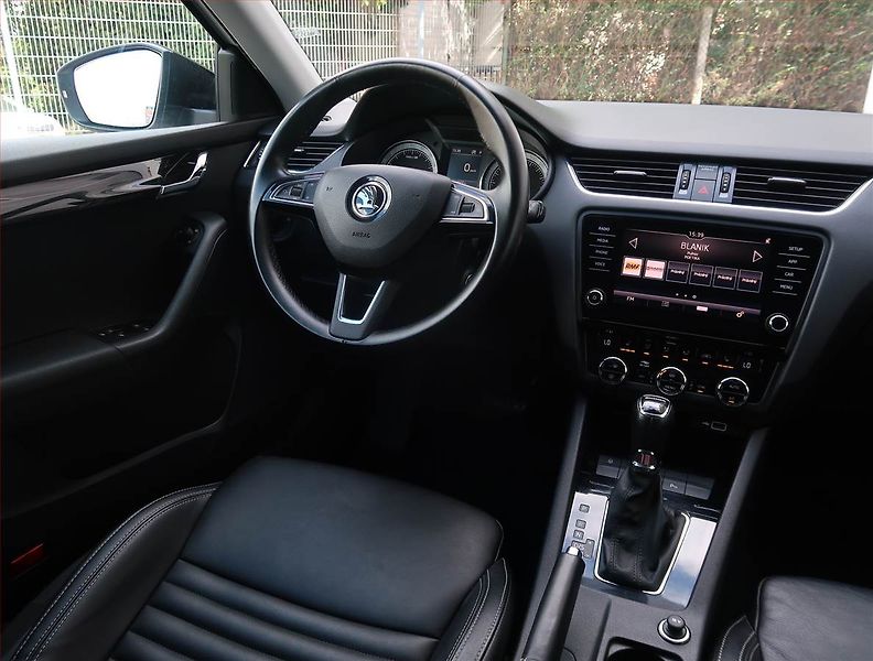 Škoda Octavia (2018) Style 2.0 TDI, Automat - fotka 7 z 21