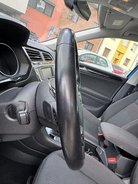 Volkswagen Tiguan 1.4TSi 4motion 6°DSG Sound - fotka 15 z 26